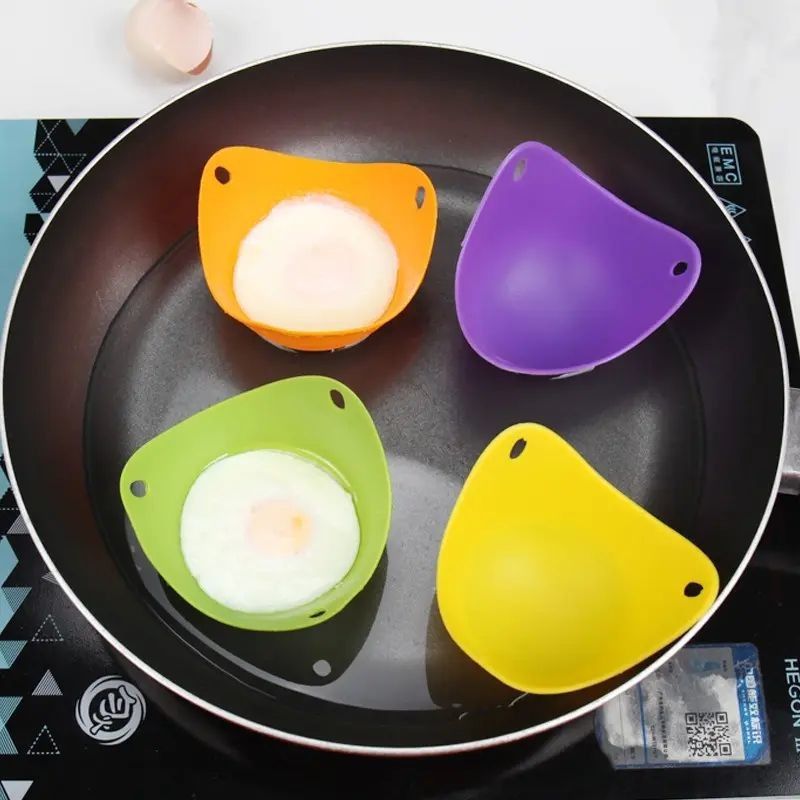 Multicolor Silicone Kitchen Utensils Reusable , Odorless Silicone Egg Poacher Cups